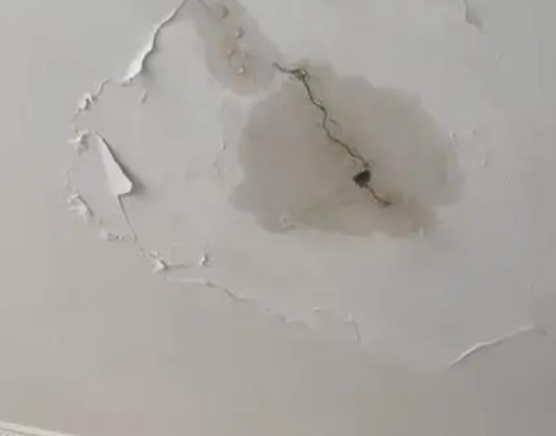 南雄阳台漏水维修公司分享下屋面防水工程质量问题原因分析